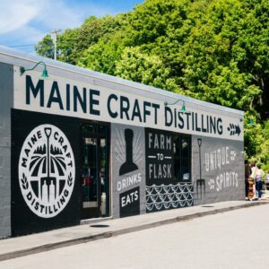 SUNDAY STRINGS PRESENTS CELIA WOODSMITH at MAINE CRAFT DISTILLING @ MAINE CRAFT DISTILLING | Portland | Maine | United States